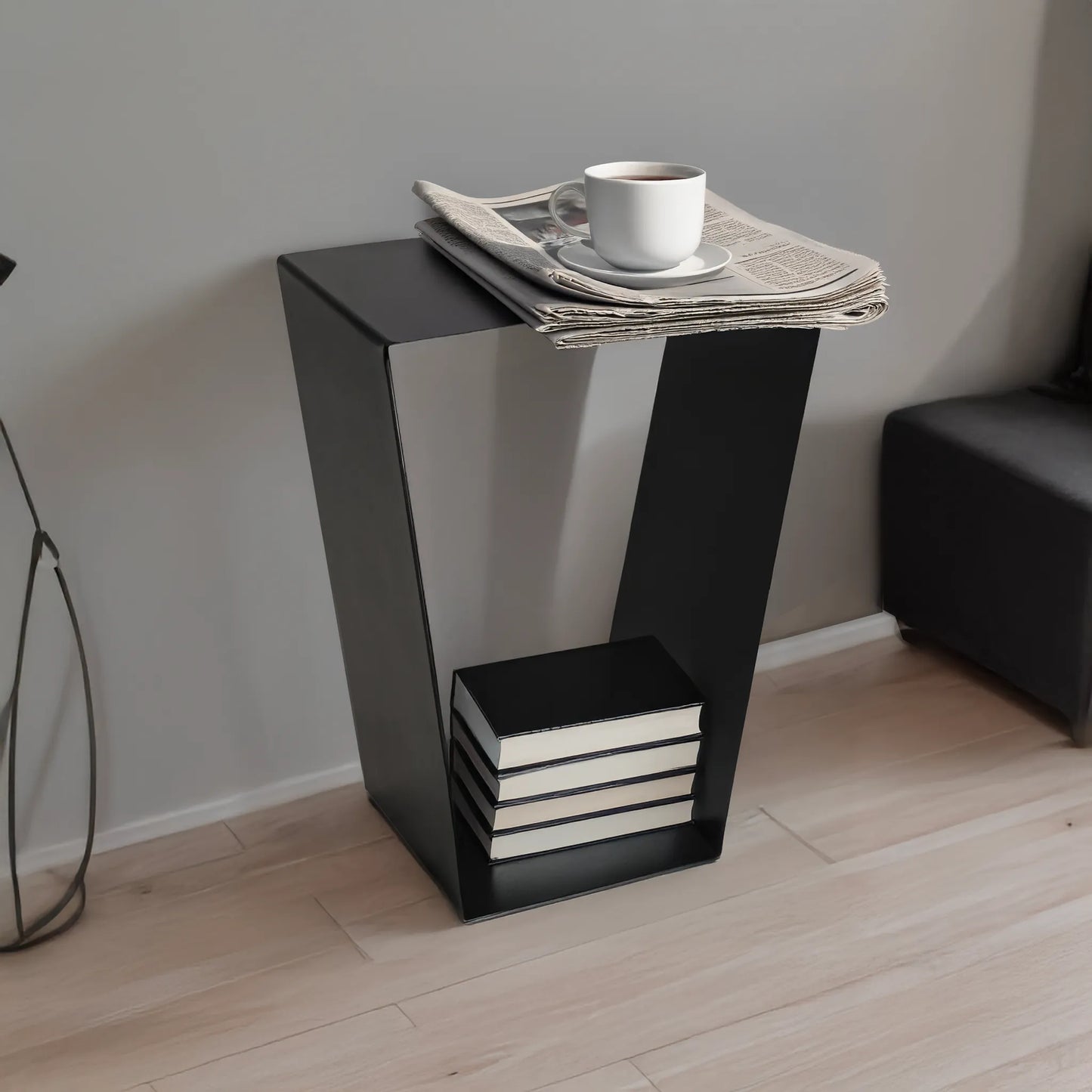 Side Table V-Shape / Solid Metal / Modern Design