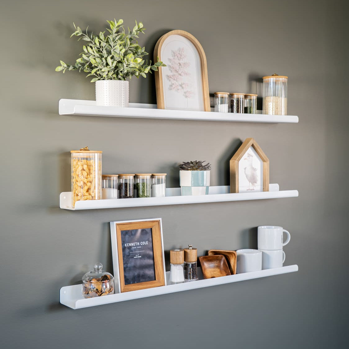 Metal Picture Ledge Floating Shelf
