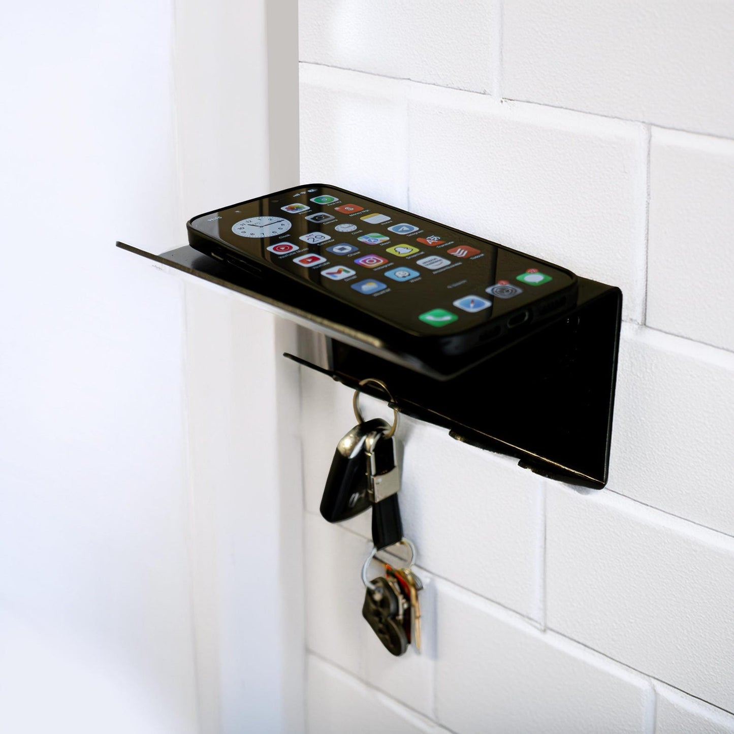 Modern Metal Hanger – Steel Construction + Matte Black Finish