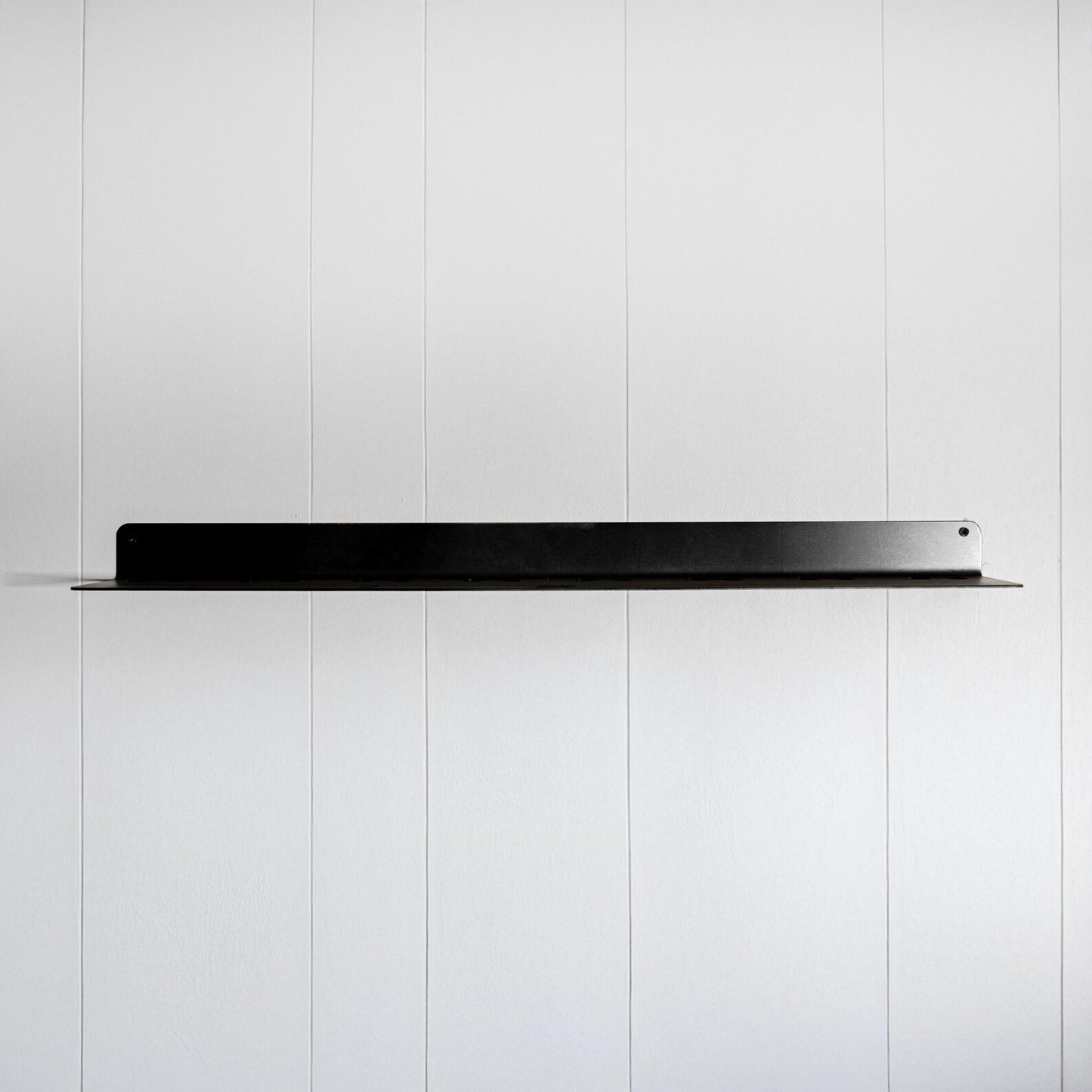 Modern Wall Rack – Floating Shelf with Flat Hooks