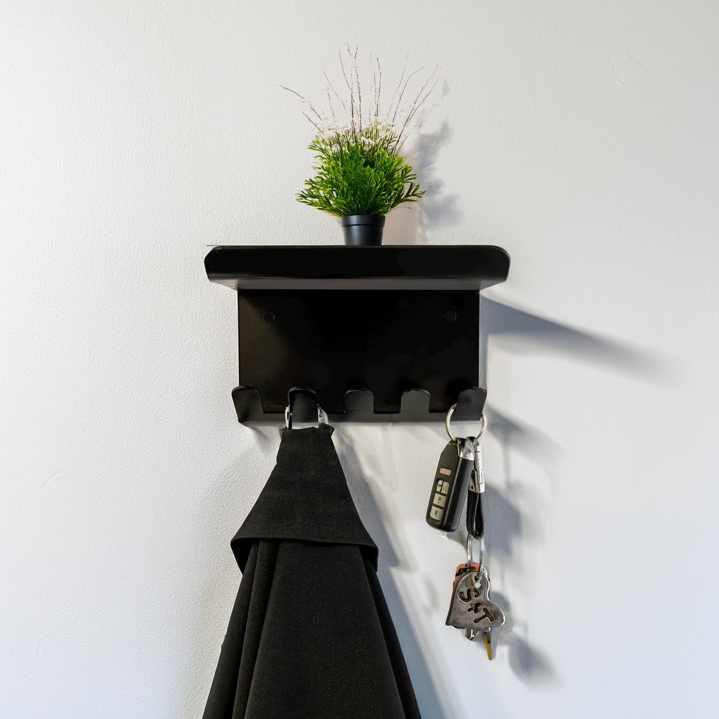 Modern Metal Hanger – Steel Construction + Matte Black Finish