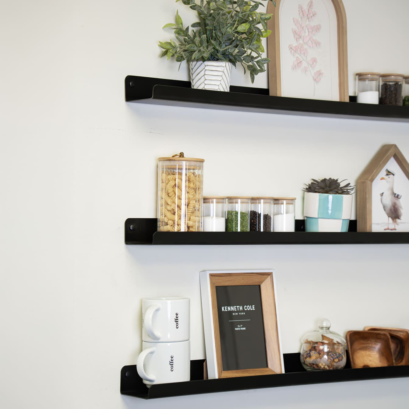 Metal Picture Ledge Floating Shelf