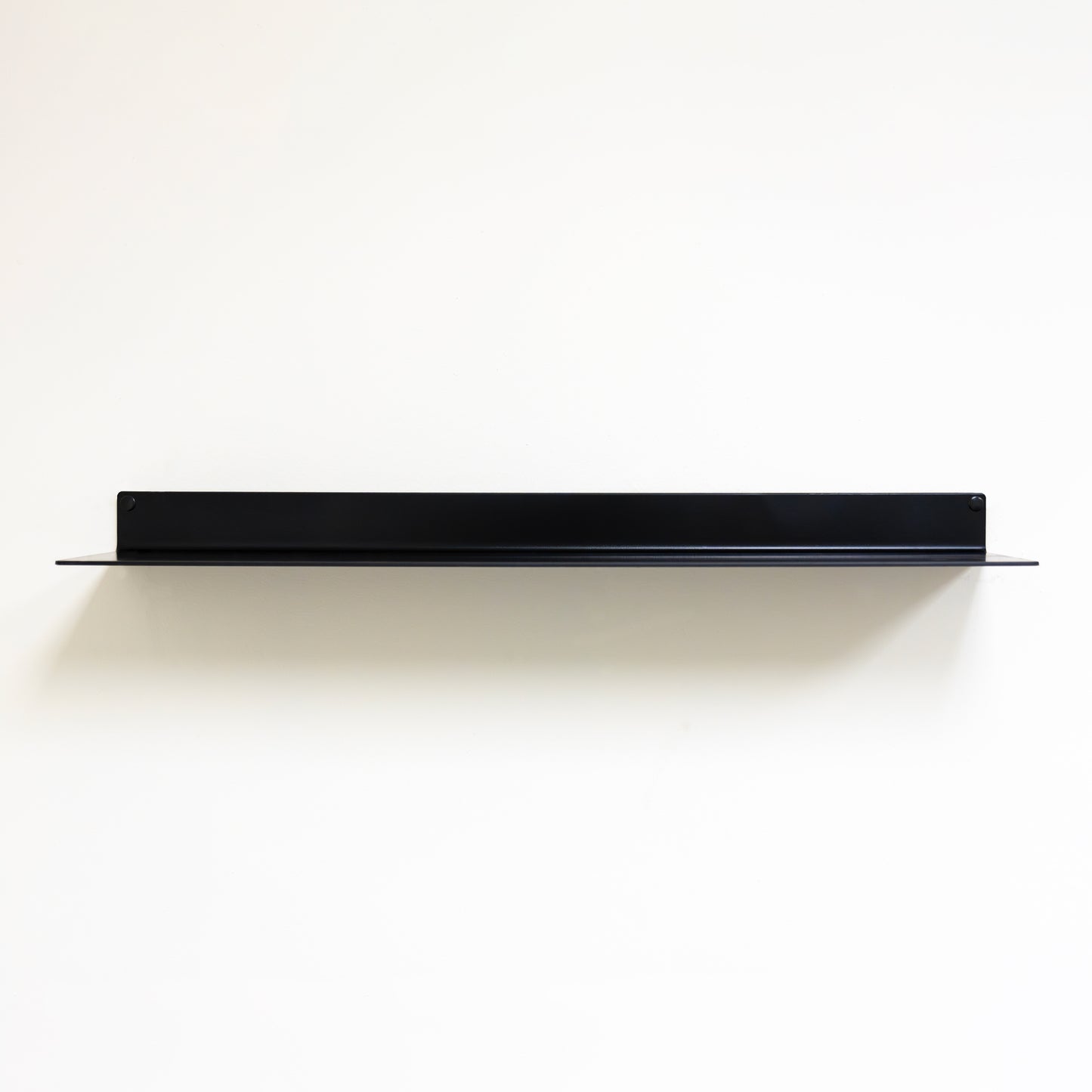 Modern Metal Floating Shelf - Minimalist Wall Storage & Display